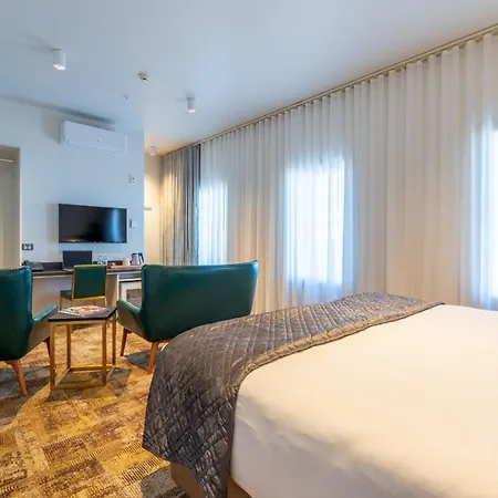 The Grosvenor Hotel-2